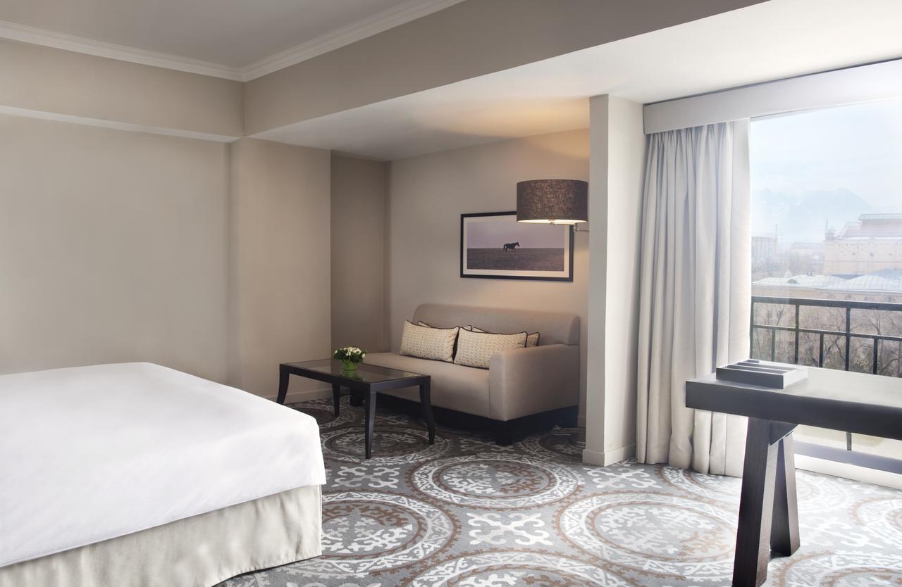 Hotel Hyatt Regency Bichkek Chambre photo